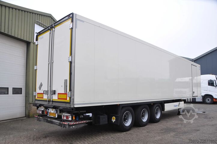 Refrigerated/frozen transport Krone N/A SD CARRIER-VECTOR-1950Mt + DHOLLANDIA BPW-L...