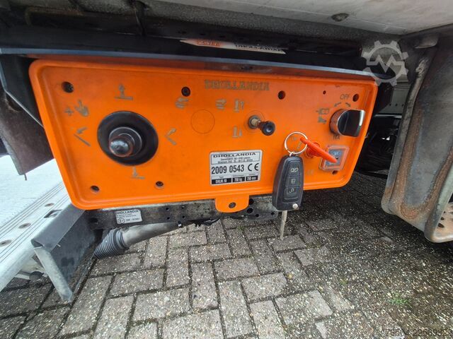 Refrigerated/freezer transport (closed box) Ford Transit 2.0 TDCI Koelkoffer LBW GVW3500kg Vient...