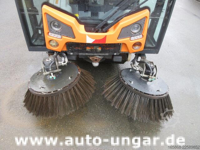 Road sweeper Johnston CN 201 Kleinkehrmaschine Euro 6 Diesel