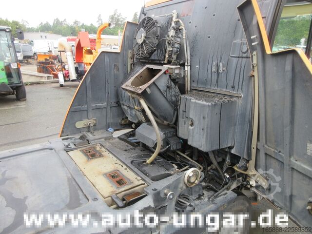 Road sweeper Johnston CN 201 Kleinkehrmaschine Euro 6 Diesel