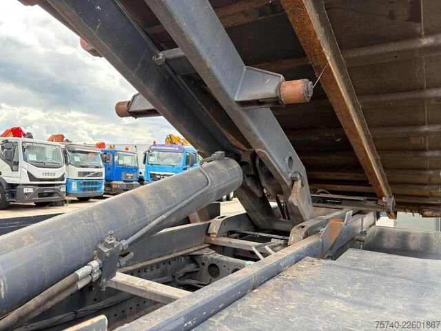 Hakenarmsystem Mercedes-Benz Axor 1928 + FASSI F110A-- 2X EXT. + HAAKARM SYS...