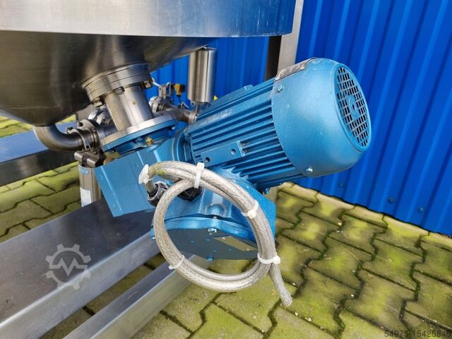 Stainless steel tank with ATEX agitator Waldner GmbH 