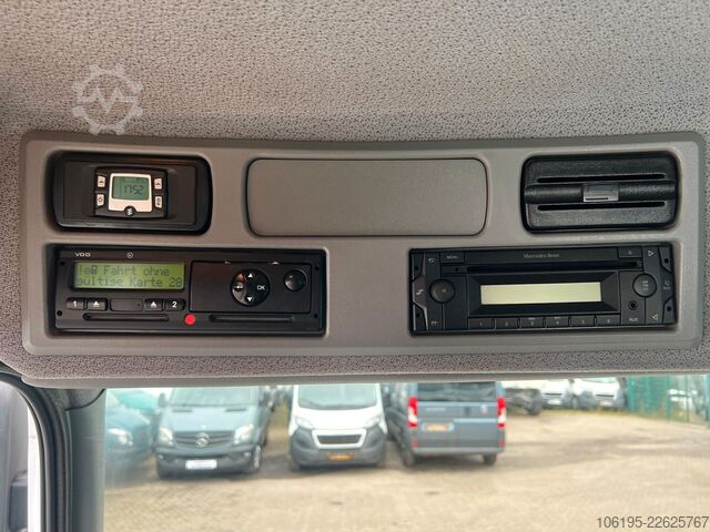 Dreiseitenkipper MERCEDES-BENZ Atego 818 Meiller Kipper Palfinger Kran