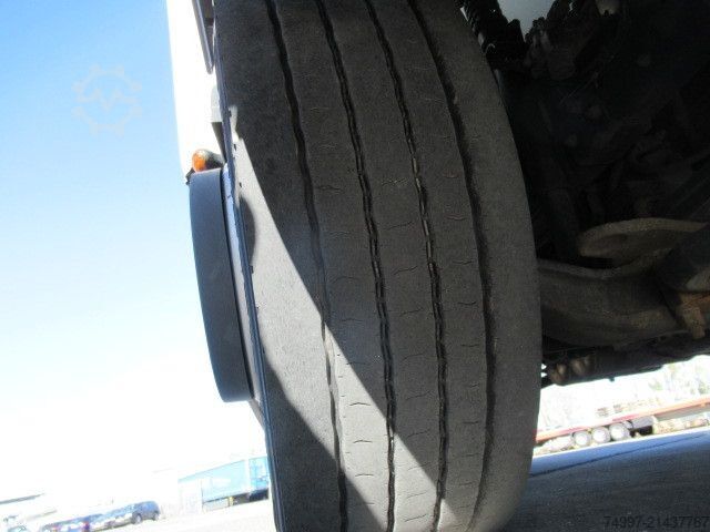 Box truck IVECO ML120E22/P / 6-Zylinder / Automatik