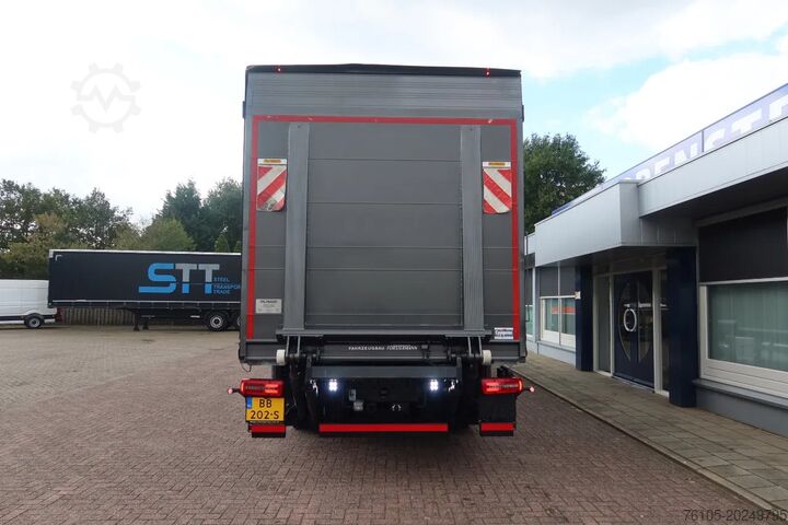 Box body MAN TGX 26.500 6x2 Bak + Klep 3000 KG, FULL AIR SUS...