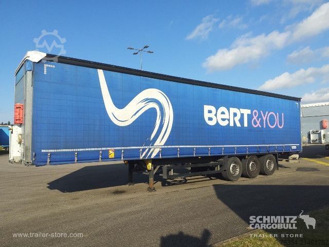 Open semitrailer with tarp Schmitz Cargobull Semitrailer Curtainsider Standard