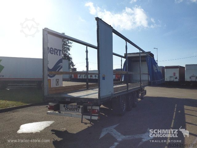 Open semitrailer with tarp Schmitz Cargobull Semitrailer Curtainsider Standard