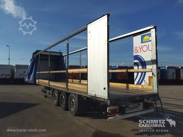 Open semitrailer with tarp Schmitz Cargobull Semitrailer Curtainsider Standard