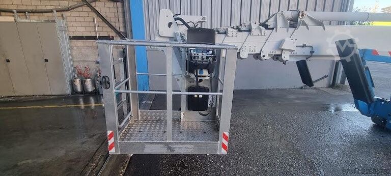 Hebebühne Teupen LEO 36 T