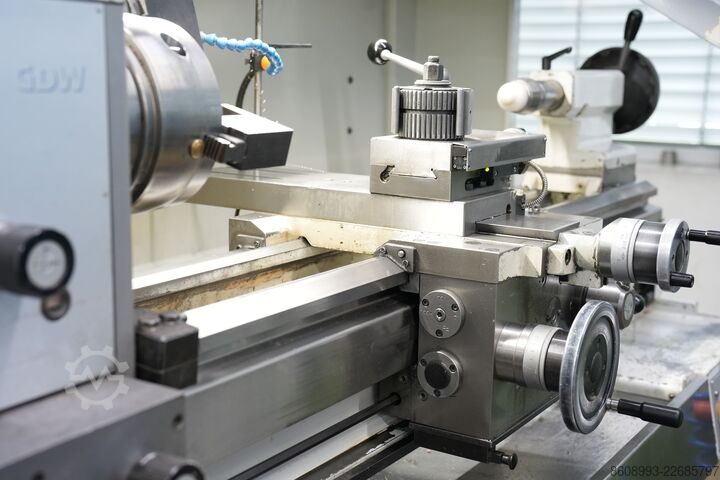 Center lathe GDW LZ 400S