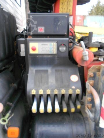 Tipper van MAN MAN LE8.150 mit Palfinger PKG7001