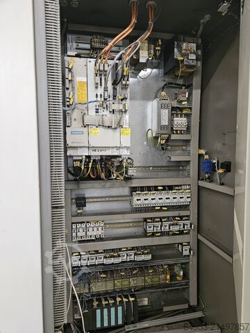 Vertikales Bearbeitungszentrum Deckel Maho DMC 103 V