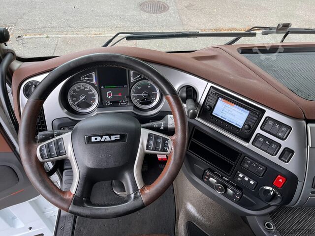 Volumen-SZM DAF XF 530 SSC 6x2/4*MEGA*Intarder*Voll*E6D