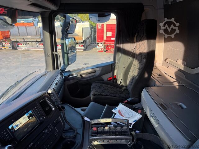 Loading platform Scania P320 Flatbed-truck + HIAB X-HiPro 162 E4, 2019