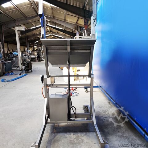 Vacuum tumbler equipment N/N Meat bin tipper