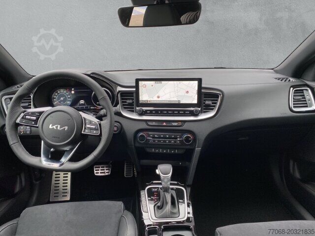 Special purpose truck Kia XCee´d GT-LINE 1.6 T-GDI *LEDER-PAKET*PANORAMADACH*