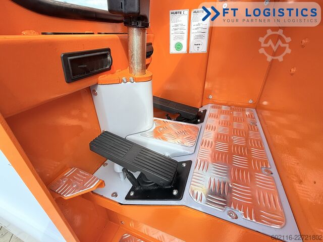  Hubtex DQ40D DIESEL TRIPLEX 6500 FREE-LIFT TOP1