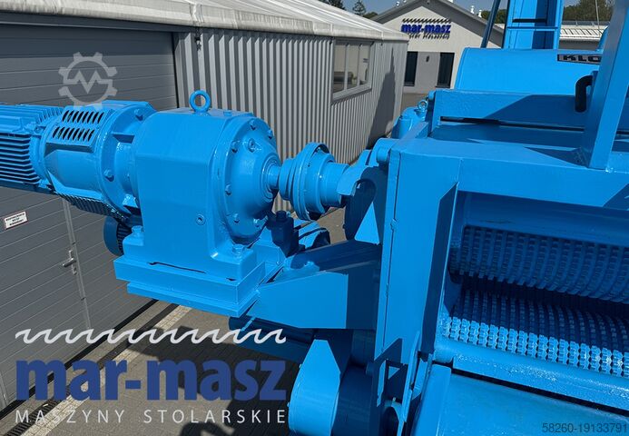 Wood Chipper Shredder KLOCKNER 900×180 HS 4 WT z przenośnikiem łańcuchowym typu redler