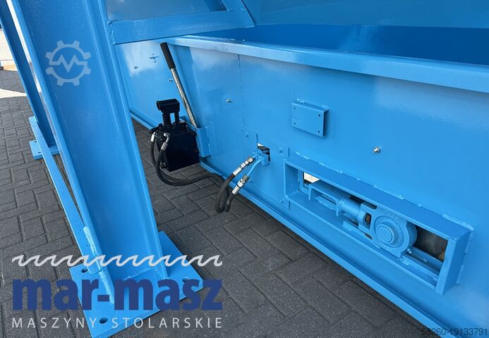 Wood Chipper Shredder KLOCKNER 900×180 HS 4 WT z przenośnikiem łańcuchowym typu redler