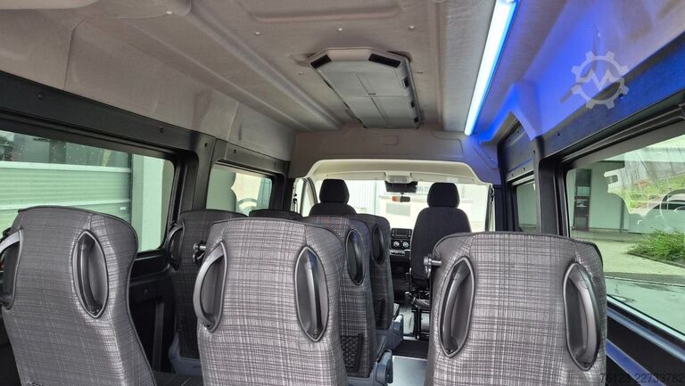 Kleinbus PEUGEOT Boxer 9 Sitzer Airline Boden Ducato Movano