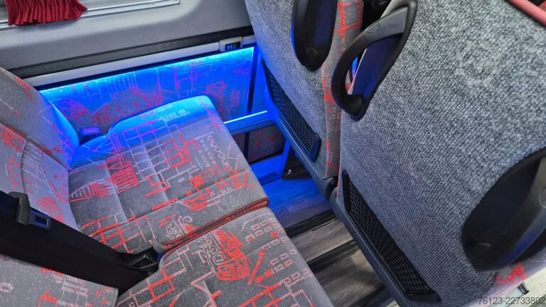 Kleinbus MERCEDES-BENZ Sprinter 420 Elektro bis zu 19 Schlafsessel