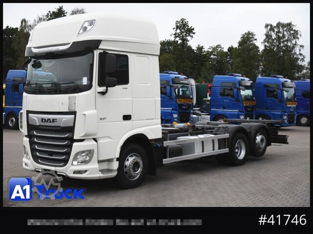 Wechselfahrgestell LKW DAF DAF XF 530 FAN SSC Intarder, Lenkachse