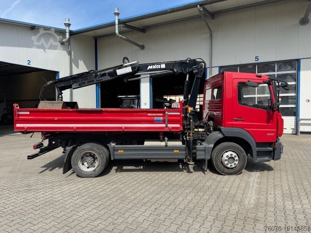 Kipper LKW MERCEDES-BENZ Atego 1227 K Kran Funk-FB Greifer 3 Sitze