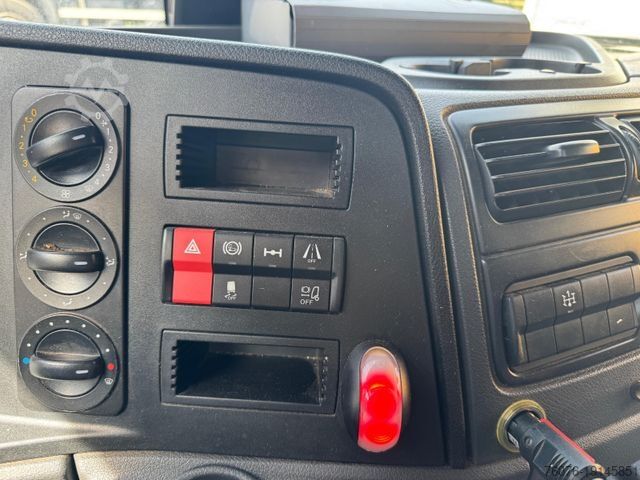 Kipper LKW MERCEDES-BENZ Atego 1227 K Kran Funk-FB Greifer 3 Sitze