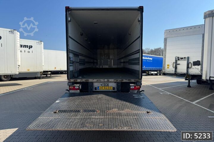 Suitcase Van Eck UT-2BI / 2 Axle / Taillift