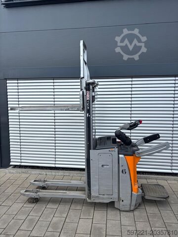 Pallet Stackers Still EXD-SF20