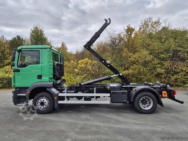 Abrollkipper man TGM 15.290 BL Abrollkipper MultiHaken 900-1570mm