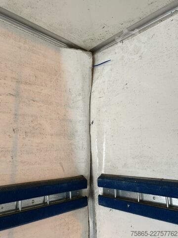 Closed box Fiat Ducato 2.3 Multijet / 280 dkm / Box 4.2 mtr / L...