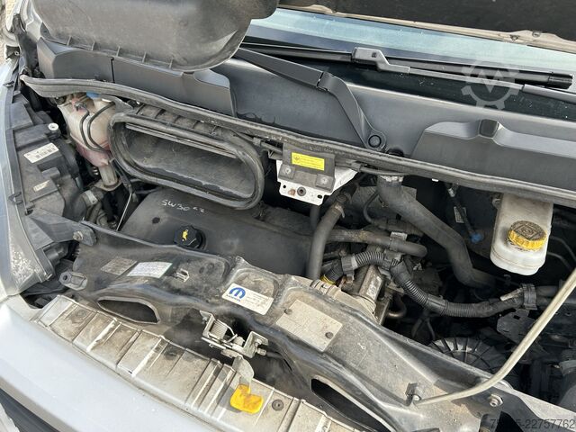 Closed box Fiat Ducato 2.3 Multijet / 280 dkm / Box 4.2 mtr / L...
