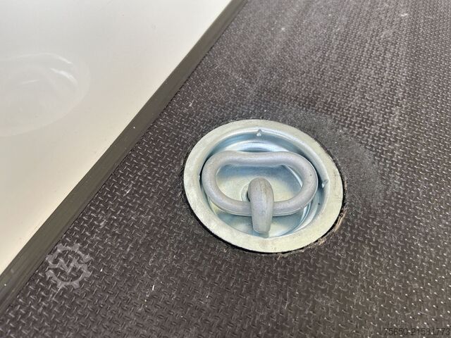 Kofferanhänger Möslein TKO 105 D 6m  weiß  Tandem- Koffer, Durchladbar, -- Neufahrzeug --