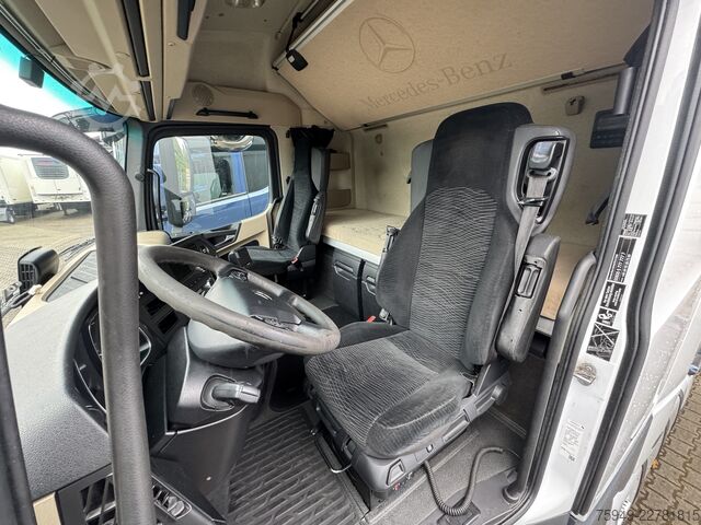 Actros 1845 LS nRL StreamSpace, retarder Mercedes-Benz Actros 1845 LS nRL StreamSpace, Retarder
