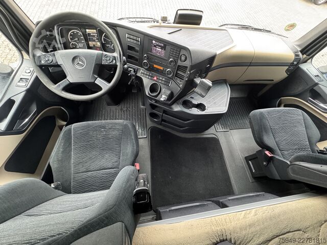 Actros 1845 LS nRL StreamSpace, retarder Mercedes-Benz Actros 1845 LS nRL StreamSpace, Retarder