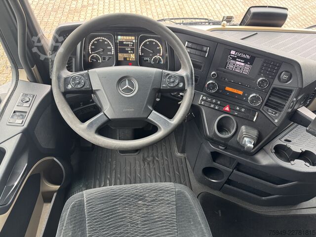 Actros 1845 LS nRL StreamSpace, retarder Mercedes-Benz Actros 1845 LS nRL StreamSpace, Retarder