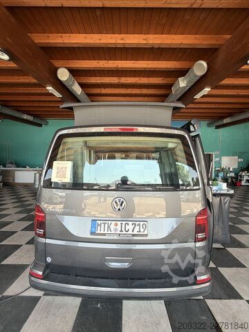 Camper Volkswagen California T6.1 Ocean 2023 | Cambio automatico | Tetto a soffietto