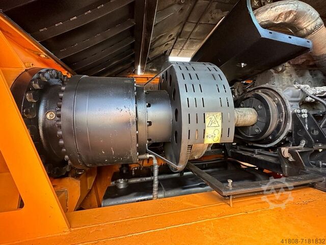 Mobile shredder on tracks DOPPSTADT DW 3060 K