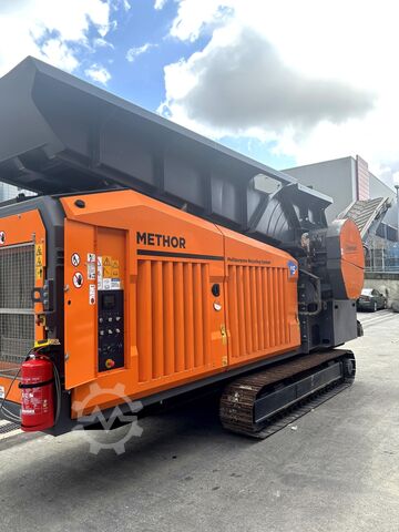 Mobile shredding plant Doppstadt Methor