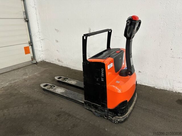 Niederhubwagen Toyota LWE 180