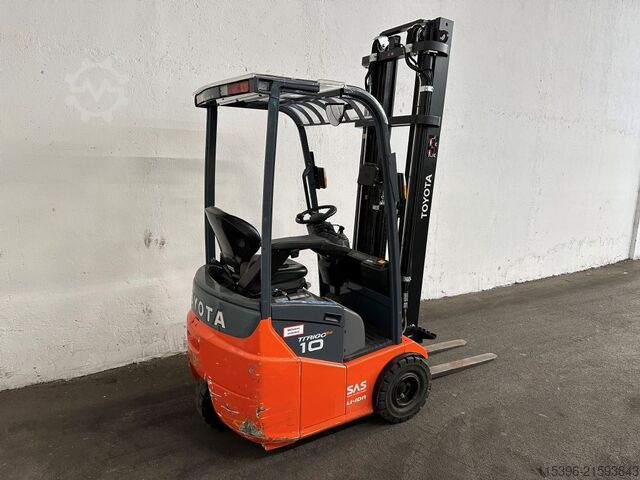 Elektro 3 Rad-Stapler Toyota 7FBEST10 - TRIPLEX 6 m - 756 Stunden !!!