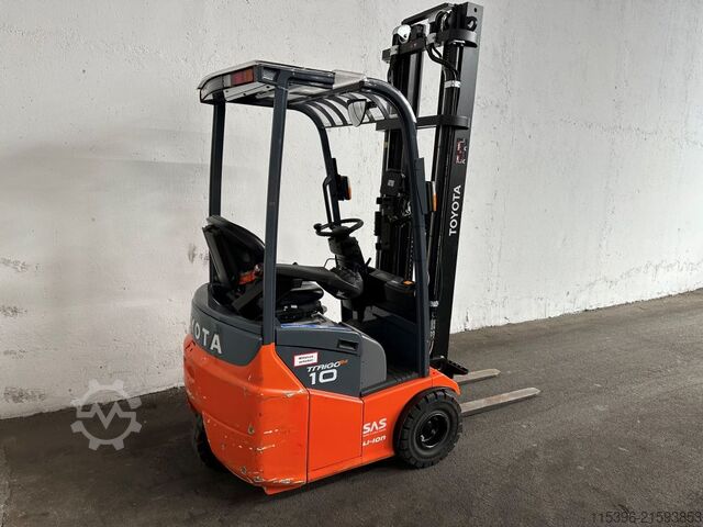 Elektro 3 Rad-Stapler Toyota 7FBEST10 - TRIPLEX 6 m - 688 Stunden !!!