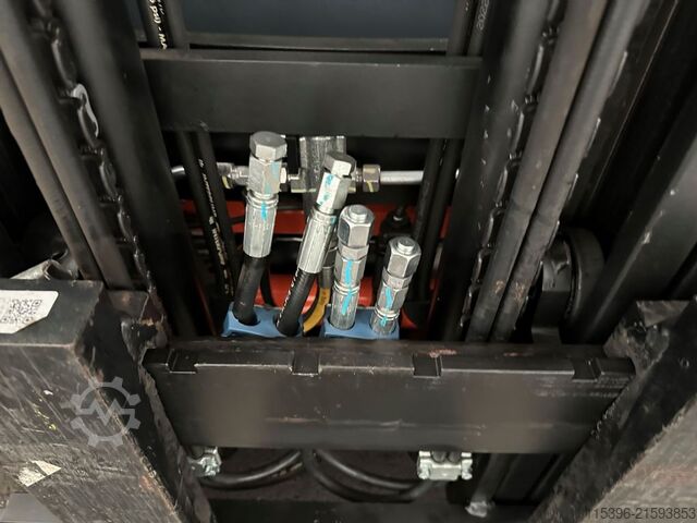 Elektro 3 Rad-Stapler Toyota 7FBEST10 - TRIPLEX 6 m - 688 Stunden !!!