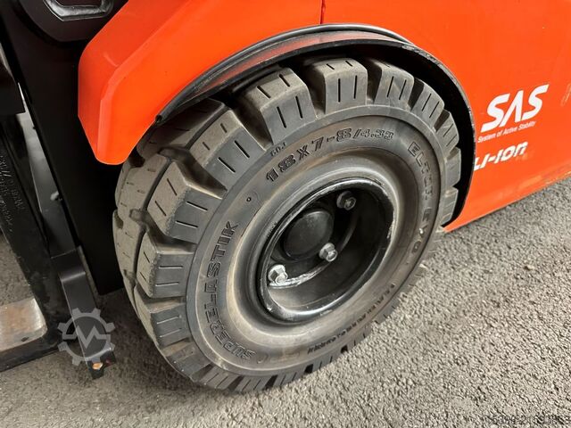 Elektro 3 Rad-Stapler Toyota 7FBEST10 - TRIPLEX 6 m - 688 Stunden !!!