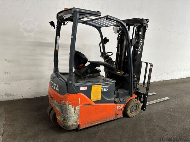 Elektro 3 Rad-Stapler Toyota 8FBE16T - TRIPLEX 4,7 m