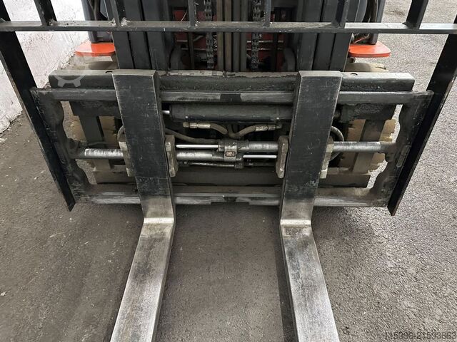 Elektro 3 Rad-Stapler Toyota 8FBE16T - TRIPLEX 4,7 m