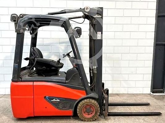 Gabelstapler Linde E16C