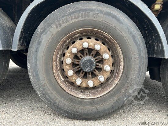 Auflieger mit Arbeitsbühne SCHWARZMüLLER PLATEAU-AUFLIEGER J SERIE