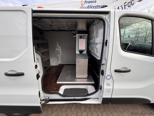Arbeitsbühne Renault Trafic III Steiger France Elevateur 111